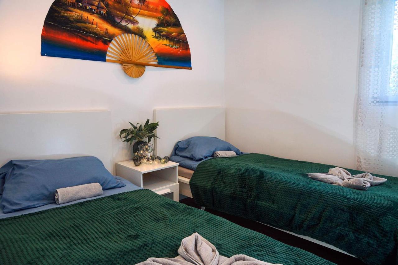 Alpok-Spirit Apartment - Велем Екстериор снимка